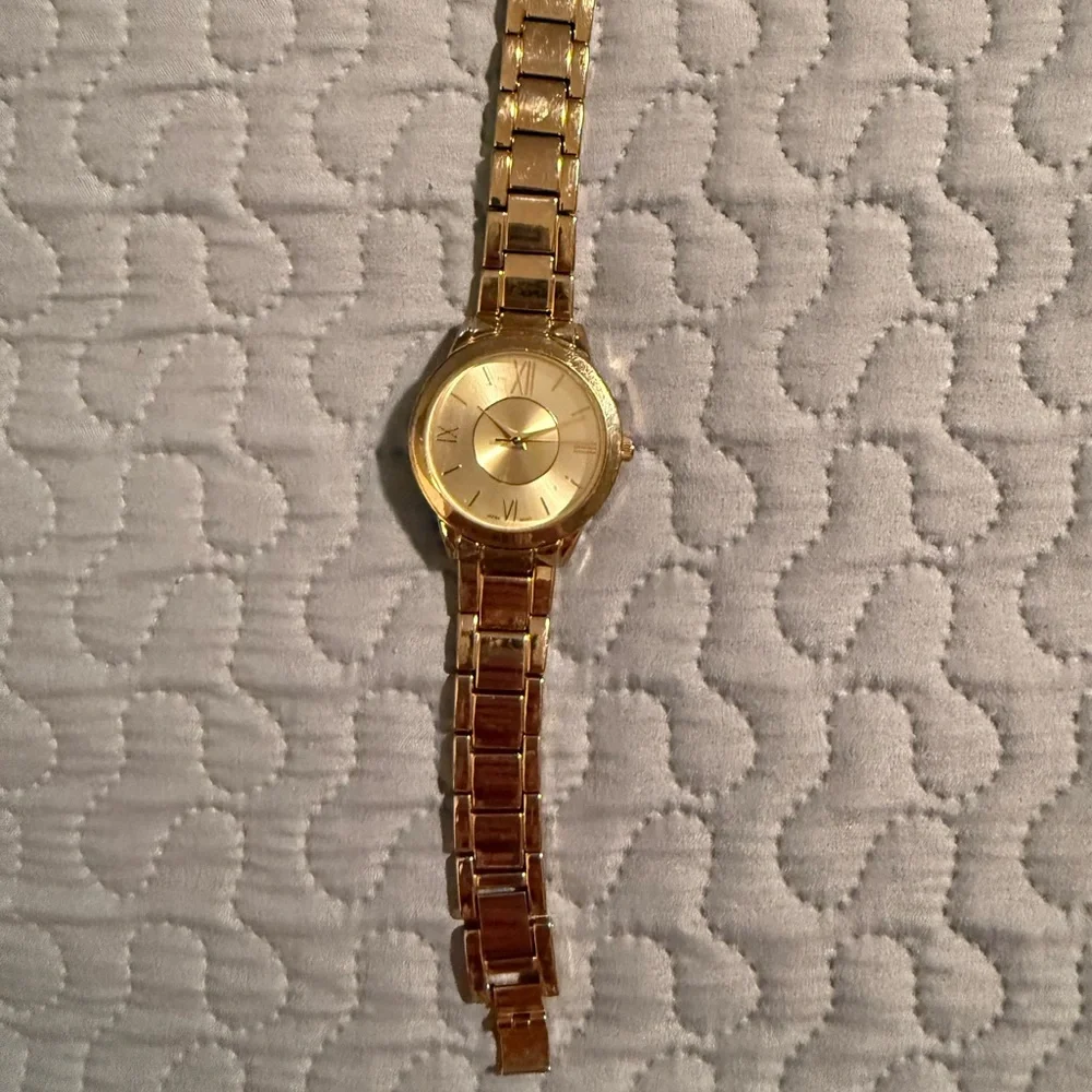 Chico's Gold Tone Watch Roman Numerals Gold Face Stainless Steel Japan Made